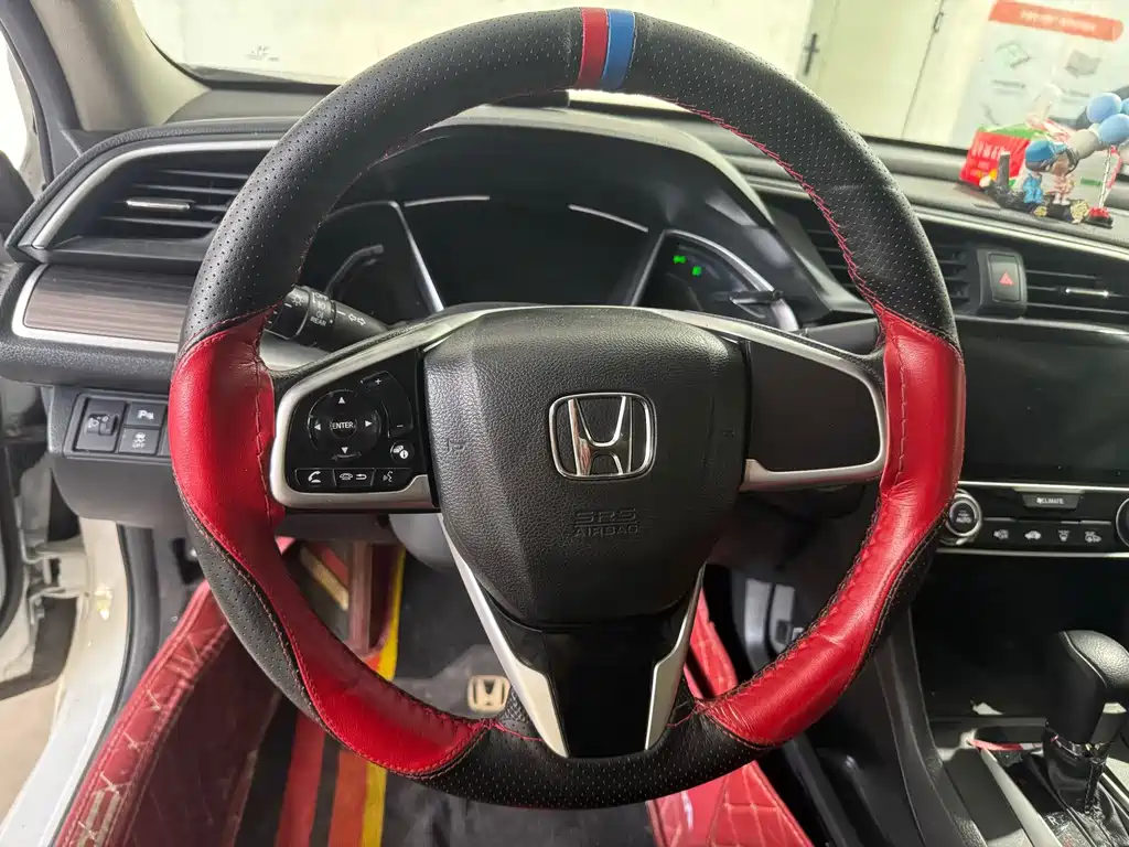 Honda Civic — миниатюра 10