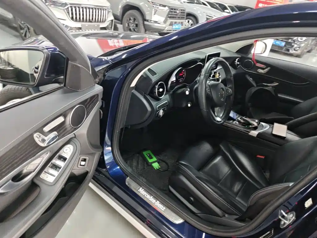 Mercedes-Benz C-Class — миниатюра 16