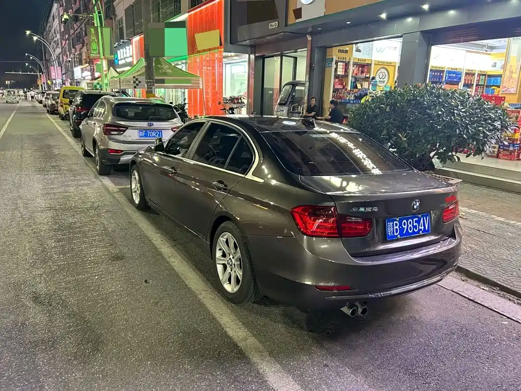 BMW 3 Series — миниатюра 3