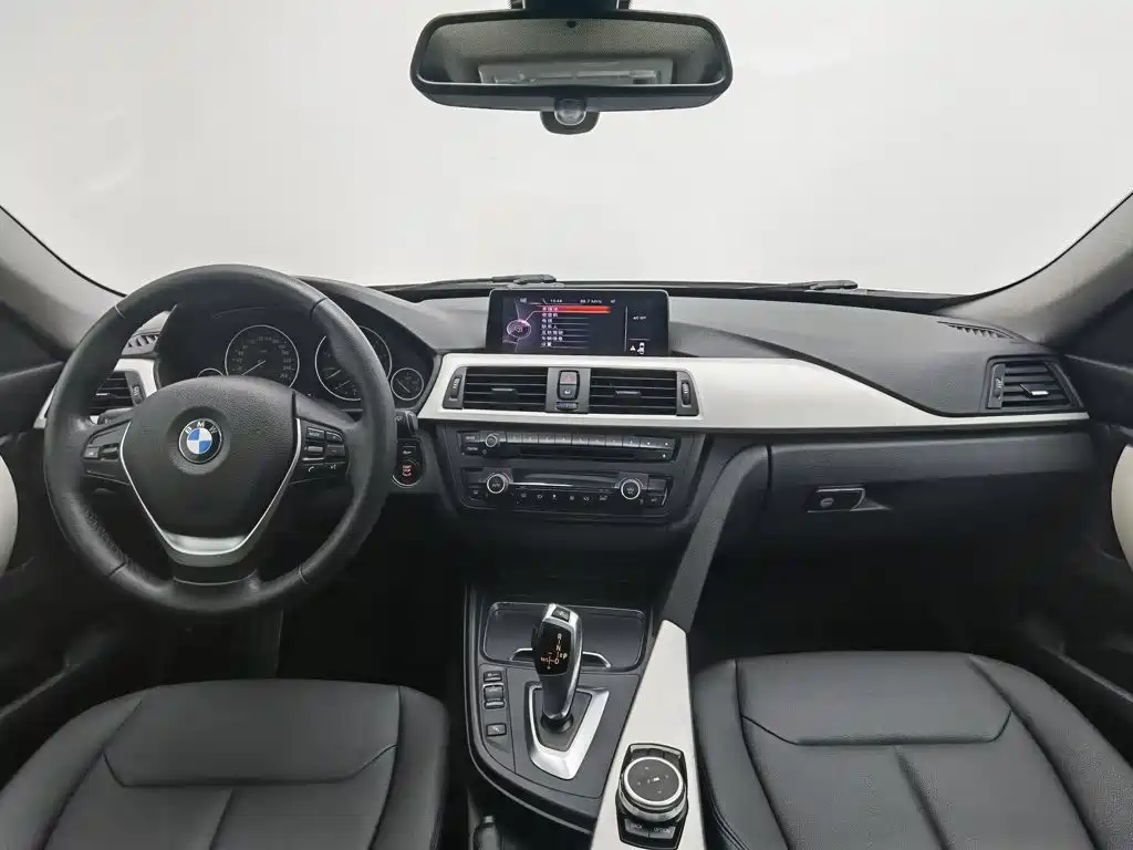 BMW 3 Series GT — миниатюра 5