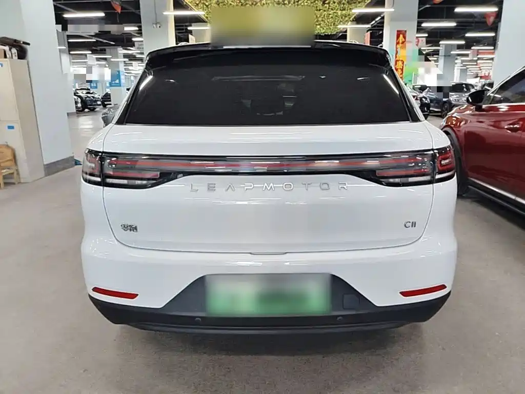 Leapmotor Leapmotor C11 — миниатюра 6