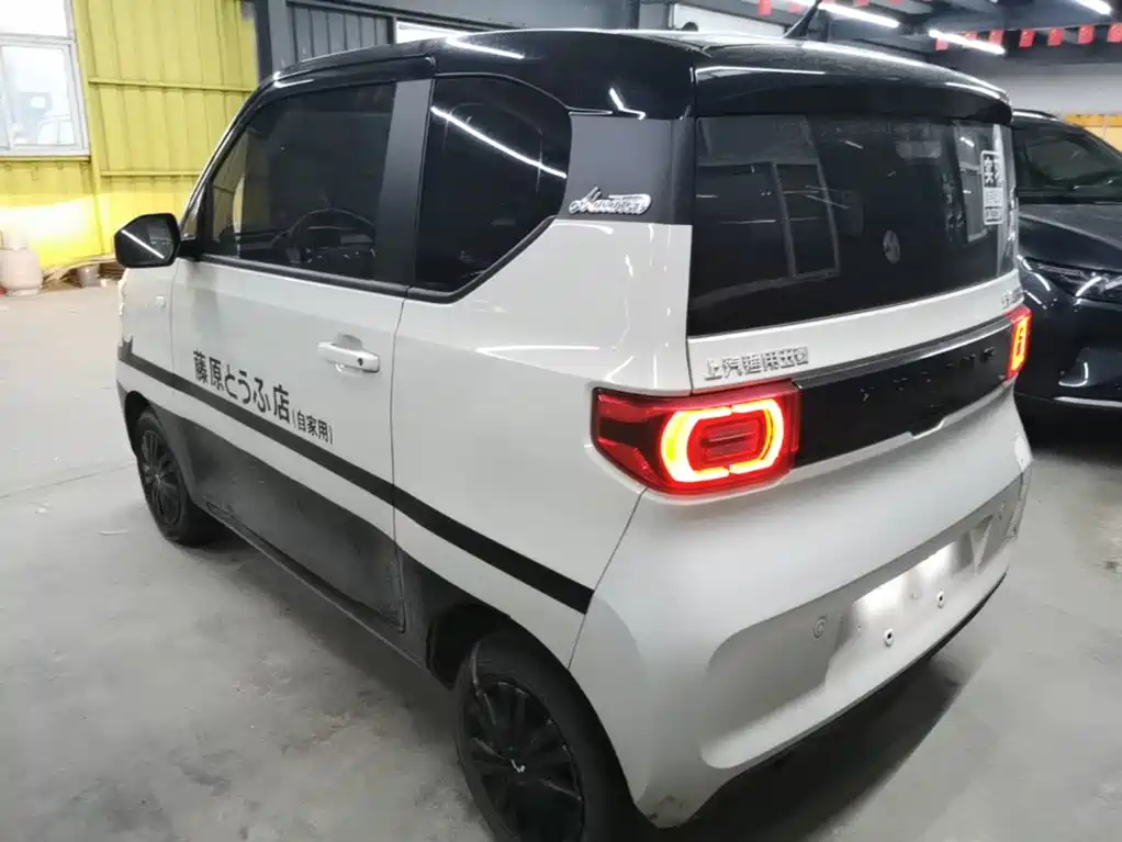 Wuling MINIEV — миниатюра 5