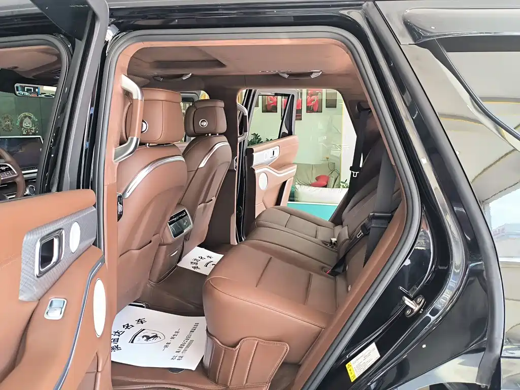 TANK TANK 700 NEW ENERGY