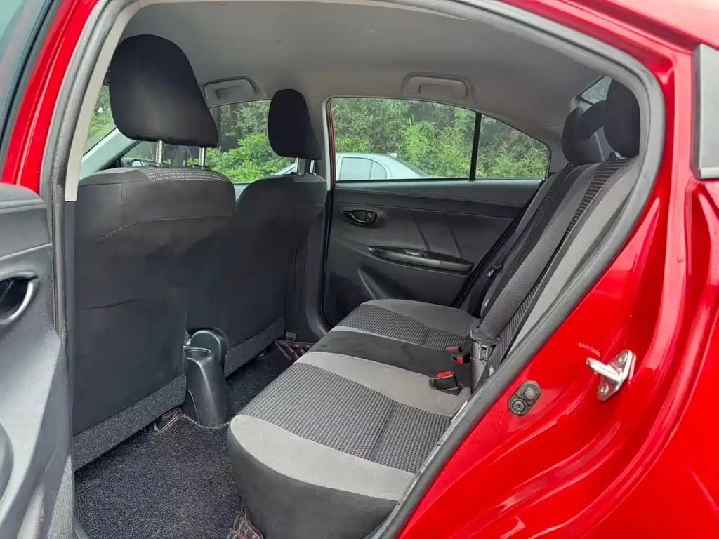 Toyota Vios — миниатюра 6