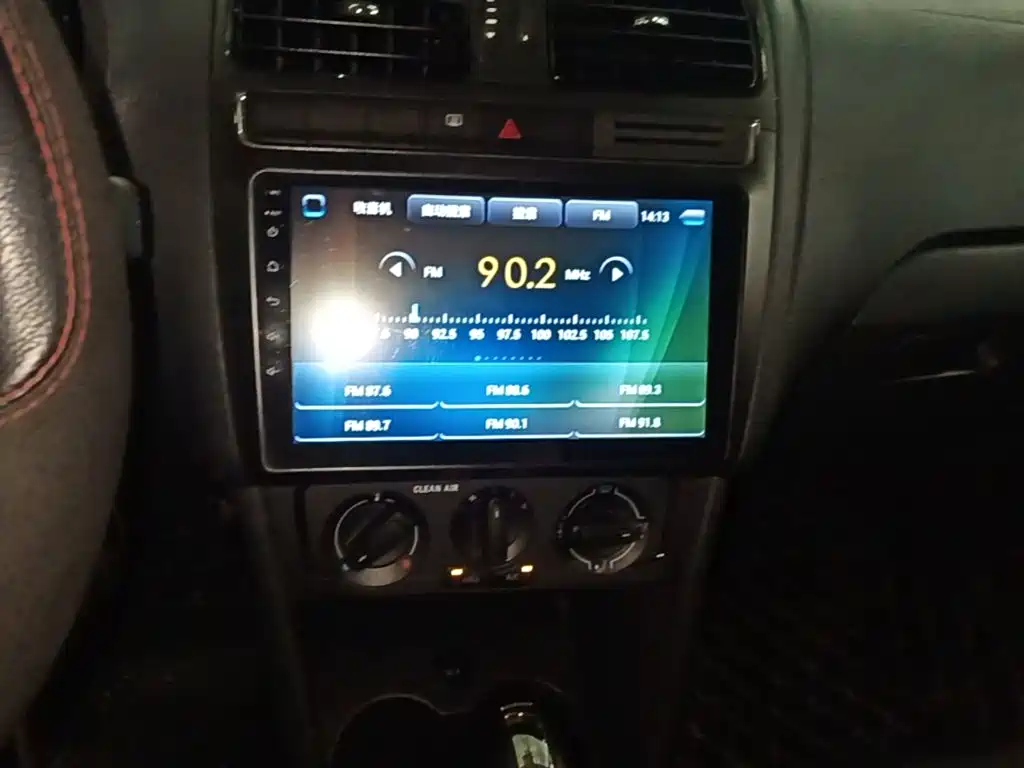 Volkswagen Polo — миниатюра 13