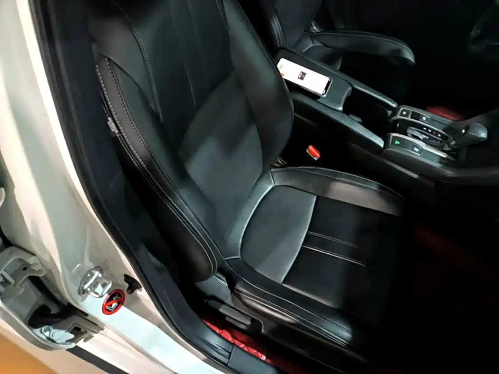 Honda Civic — миниатюра 25