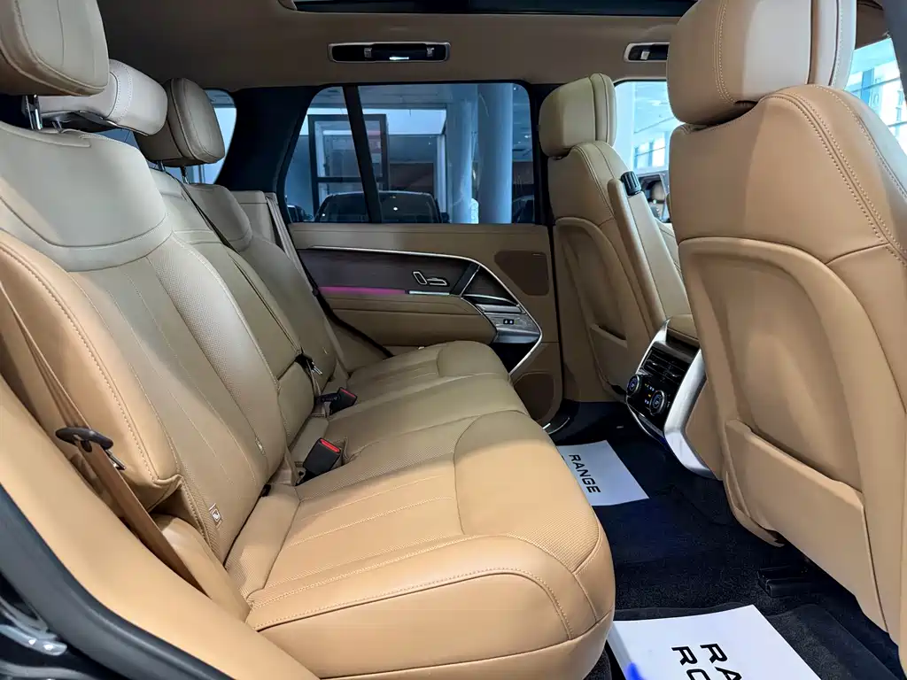 Land Rover Range Rover — миниатюра 16