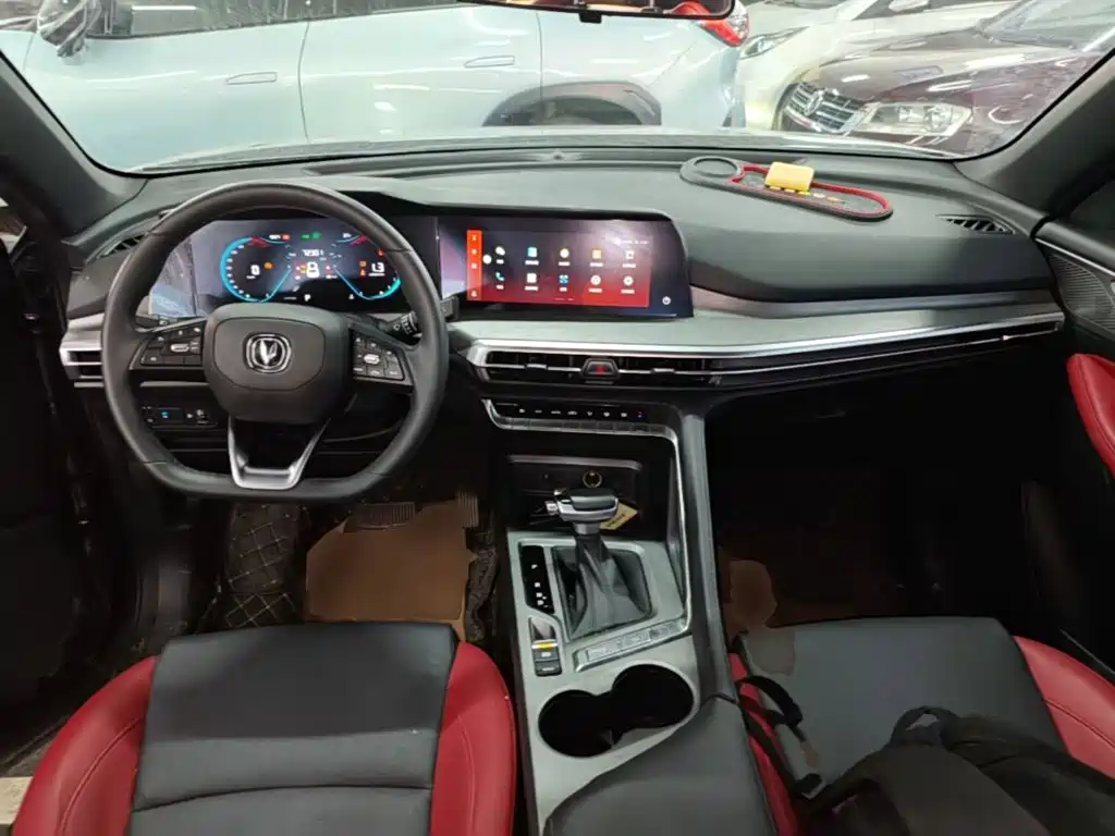 Changan CS35PLUS — миниатюра 10