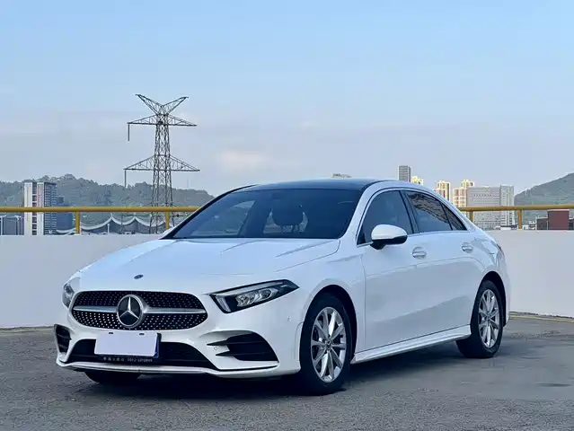 MERCEDES-BENZ  A CLASS
