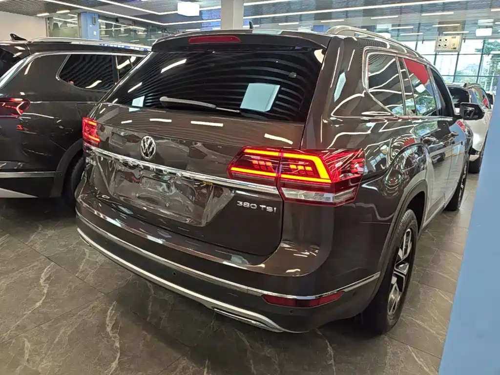 Volkswagen Teramont — миниатюра 7