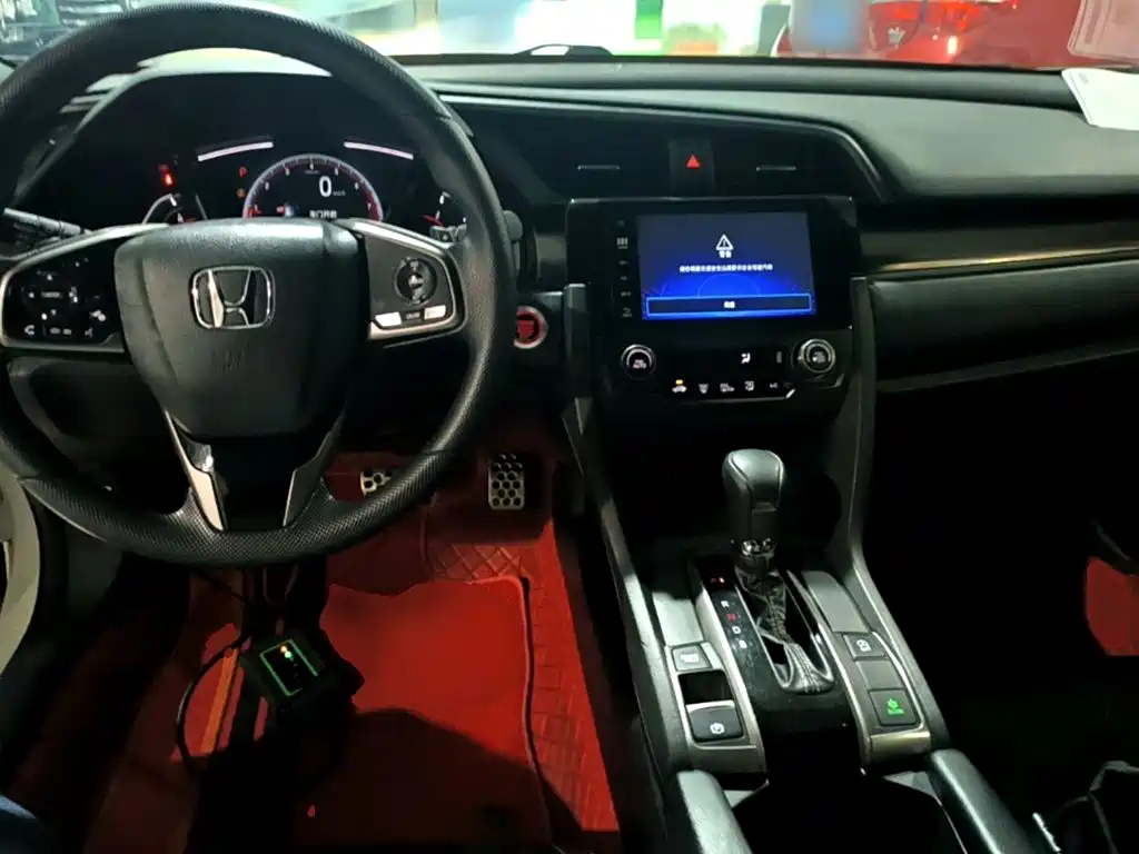 Honda Civic — миниатюра 10