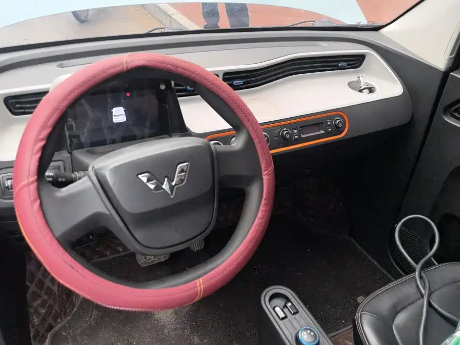 Wuling MINIEV — миниатюра 12