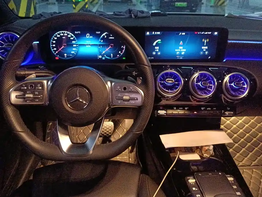 Mercedes-Benz A-Class — миниатюра 12