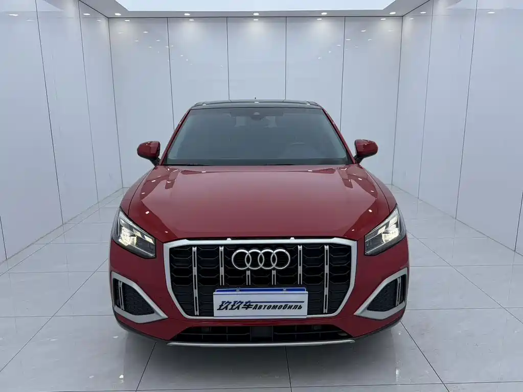 Audi Q2L — миниатюра 2