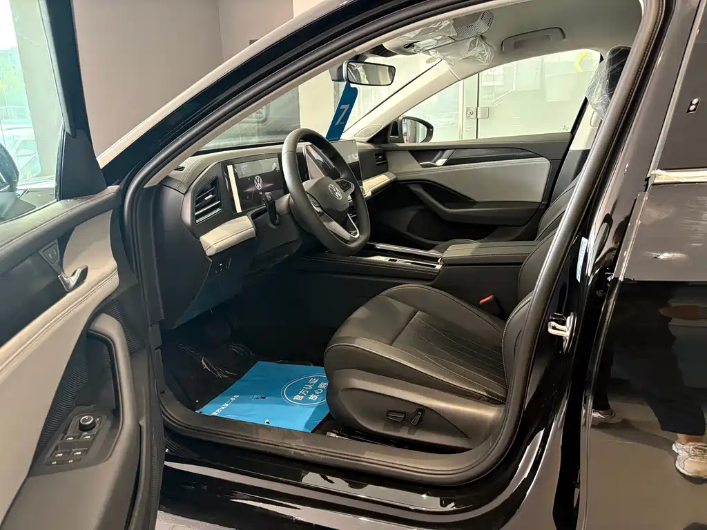 Volkswagen Magotan — миниатюра 4