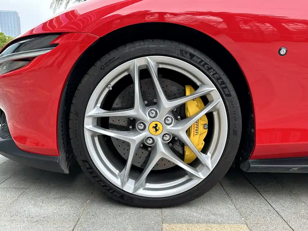 Ferrari Roma 3.9T V8, фото 7