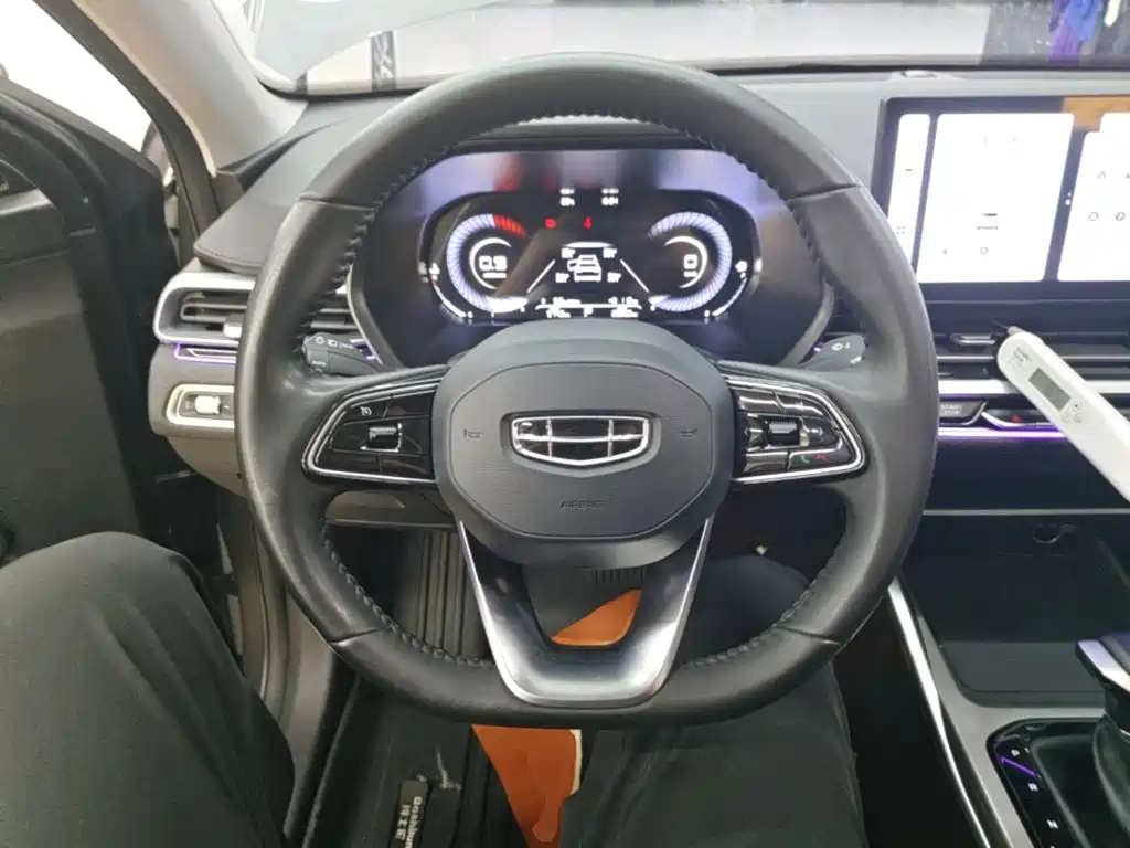 Geely Emgrand — миниатюра 11