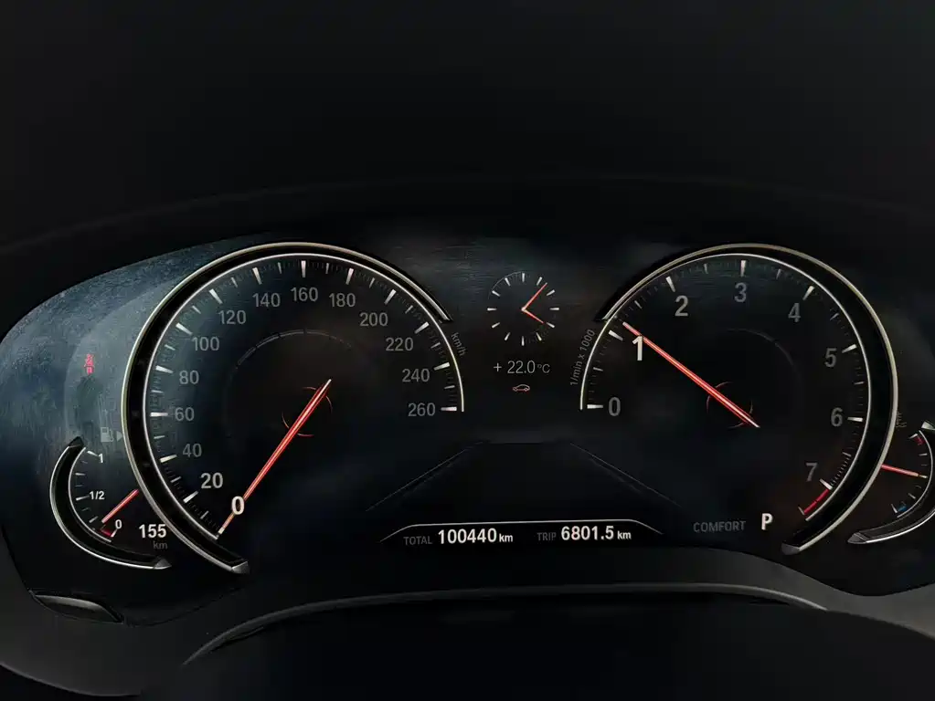 BMW 5 Series — миниатюра 7