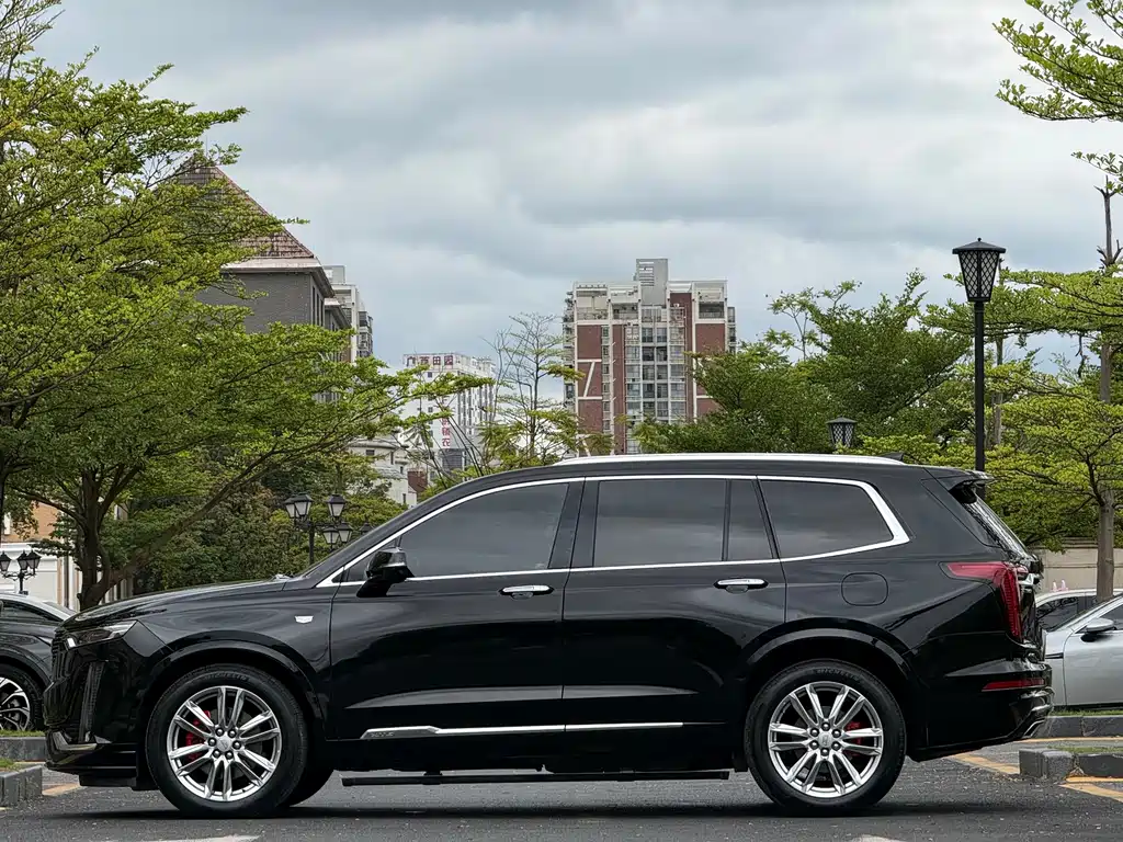 Cadillac XT6 — миниатюра 8