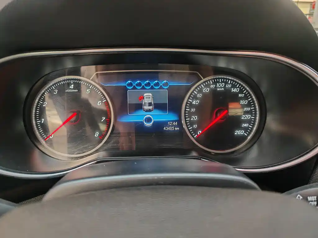 Hongqi H5 2020 1.8T AT