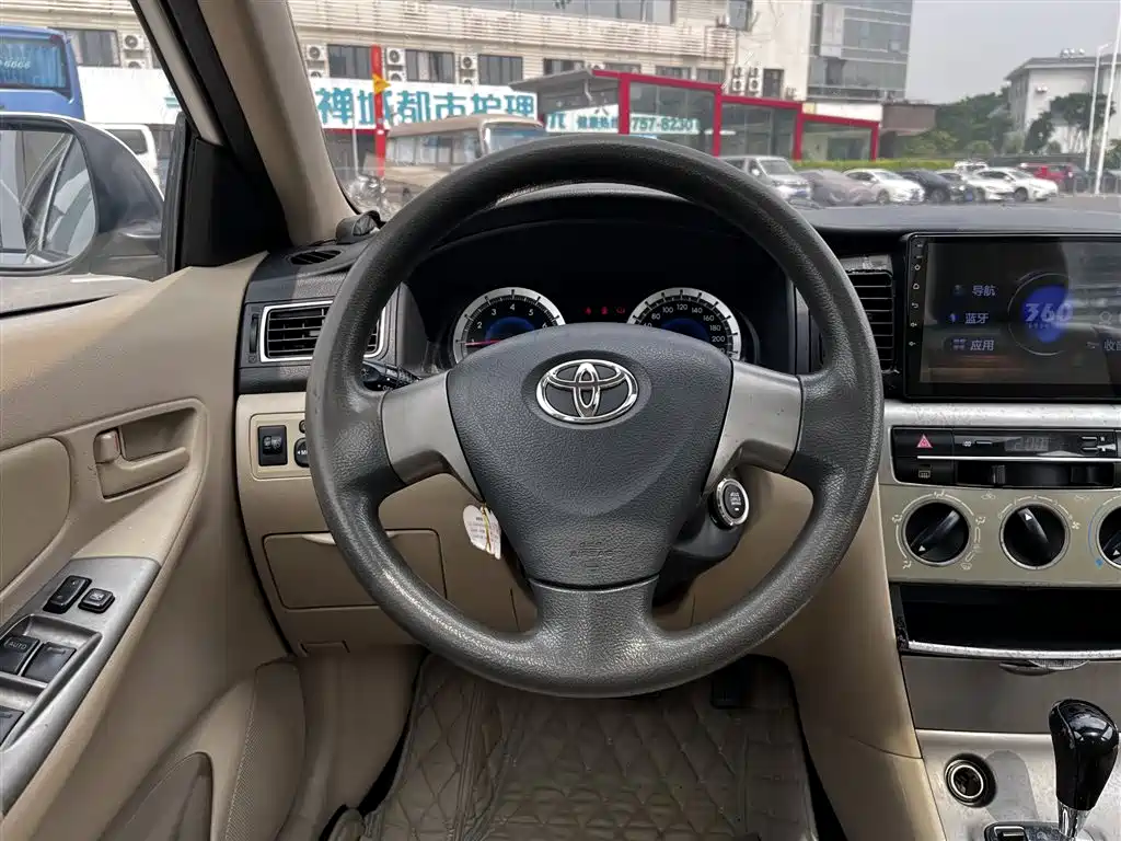Toyota Corolla — миниатюра 12