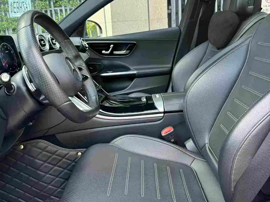 Mercedes-Benz C-Class — миниатюра 9