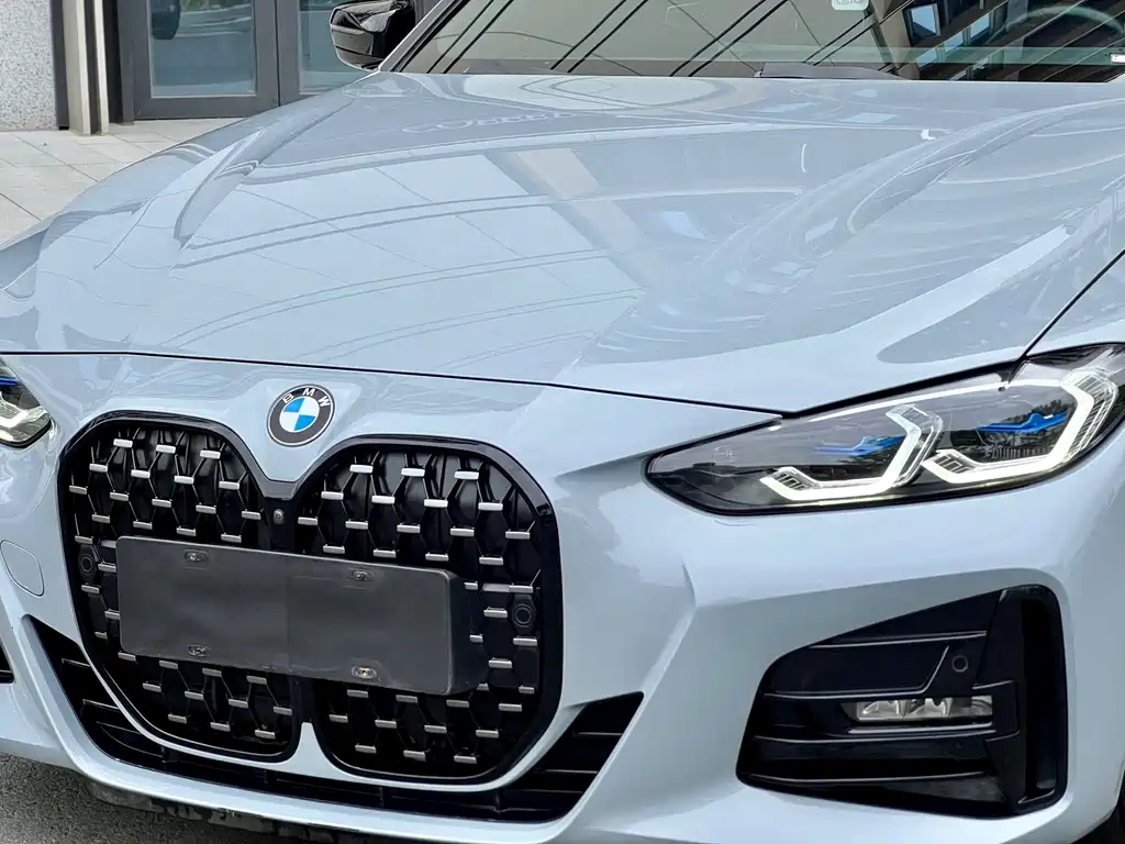 BMW 4 Series — миниатюра 8