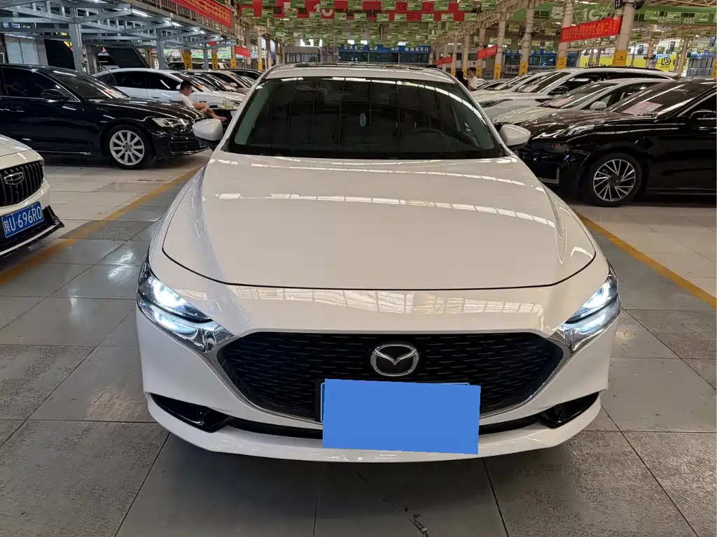 Mazda 3 Axela — миниатюра 2