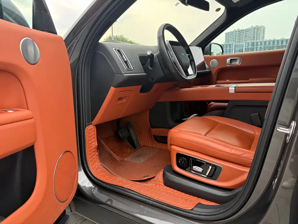 Li Auto Li L8 — миниатюра 4
