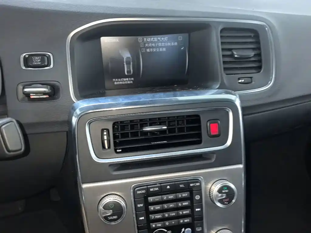 Volvo S60 — миниатюра 13