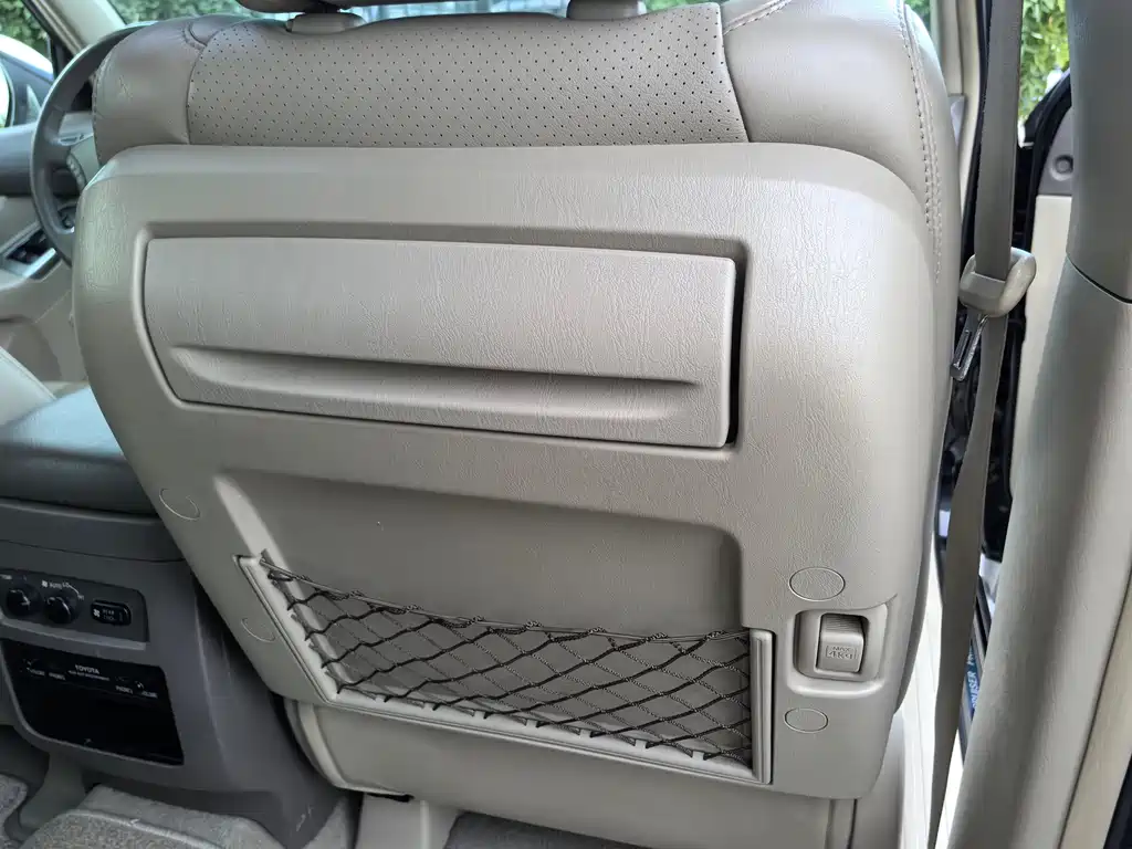 Toyota Prado — миниатюра 23