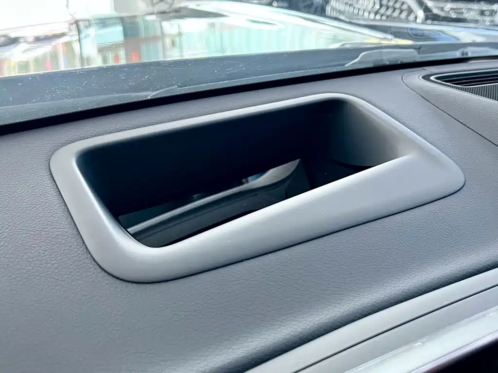 Mercedes-Benz S-Class — миниатюра 13