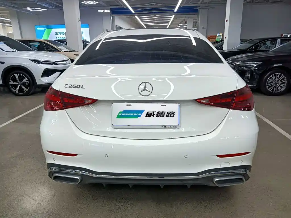 Mercedes-Benz C-Class — миниатюра 4