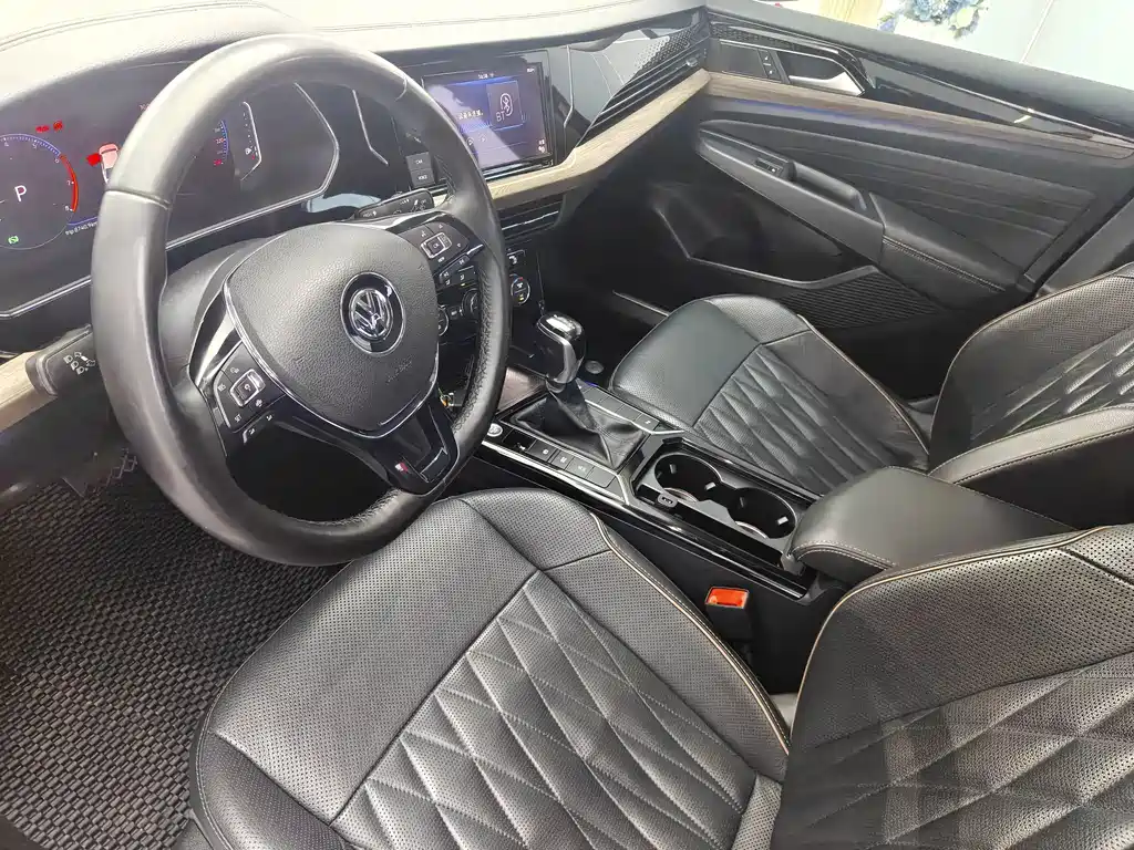 Volkswagen Passat — миниатюра 10