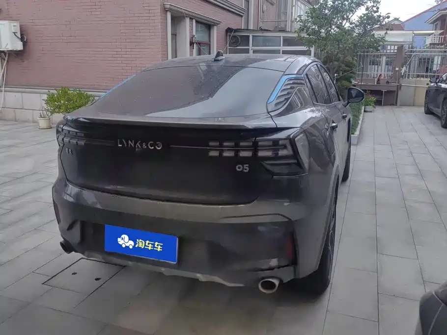 Lynk & Co 05 — миниатюра 3