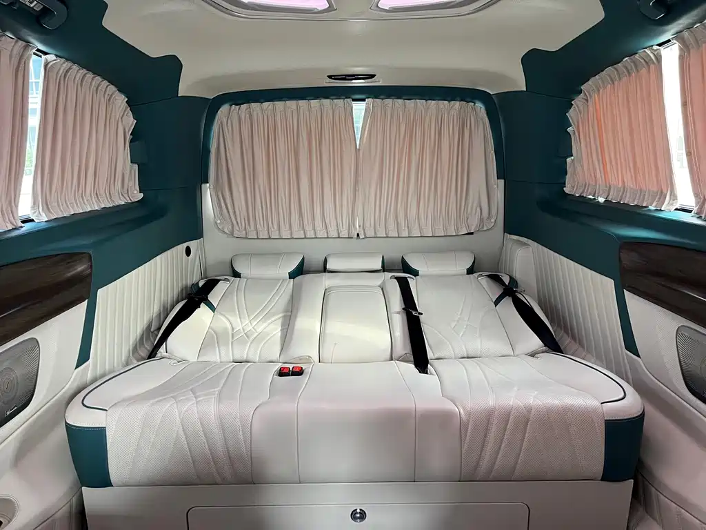 Mercedes-Benz Vito — миниатюра 16