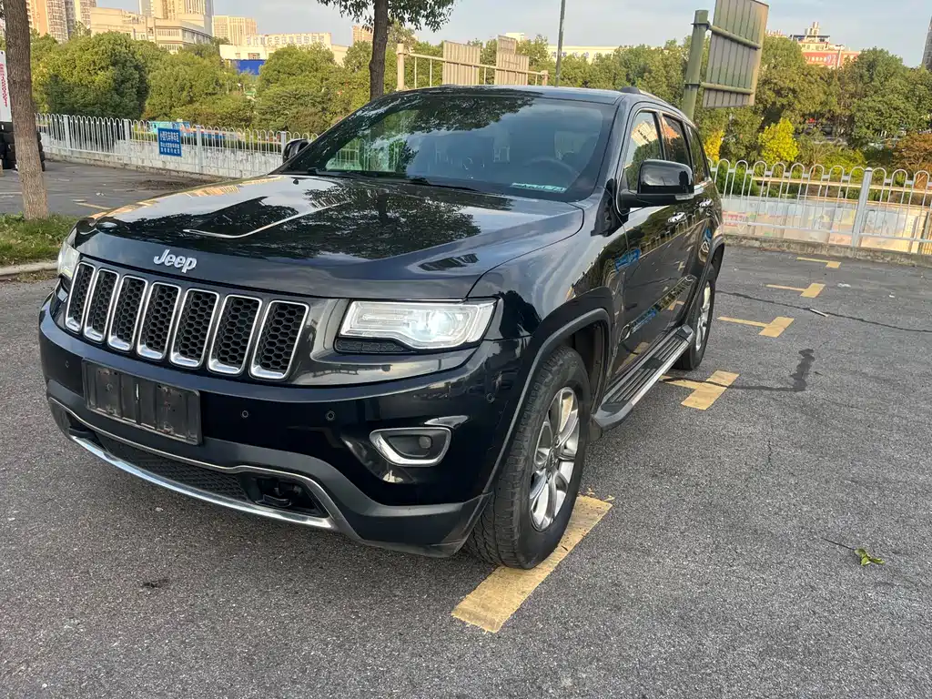 Jeep Grand Cherokee (Import)