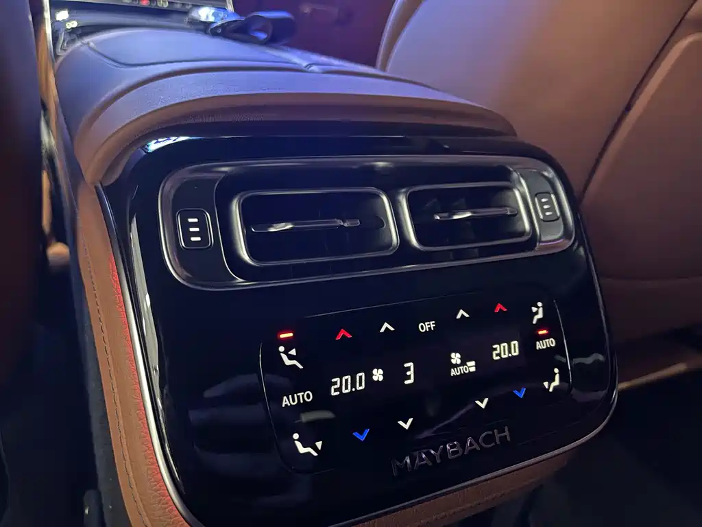 Mercedes-Benz S-Class — миниатюра 14