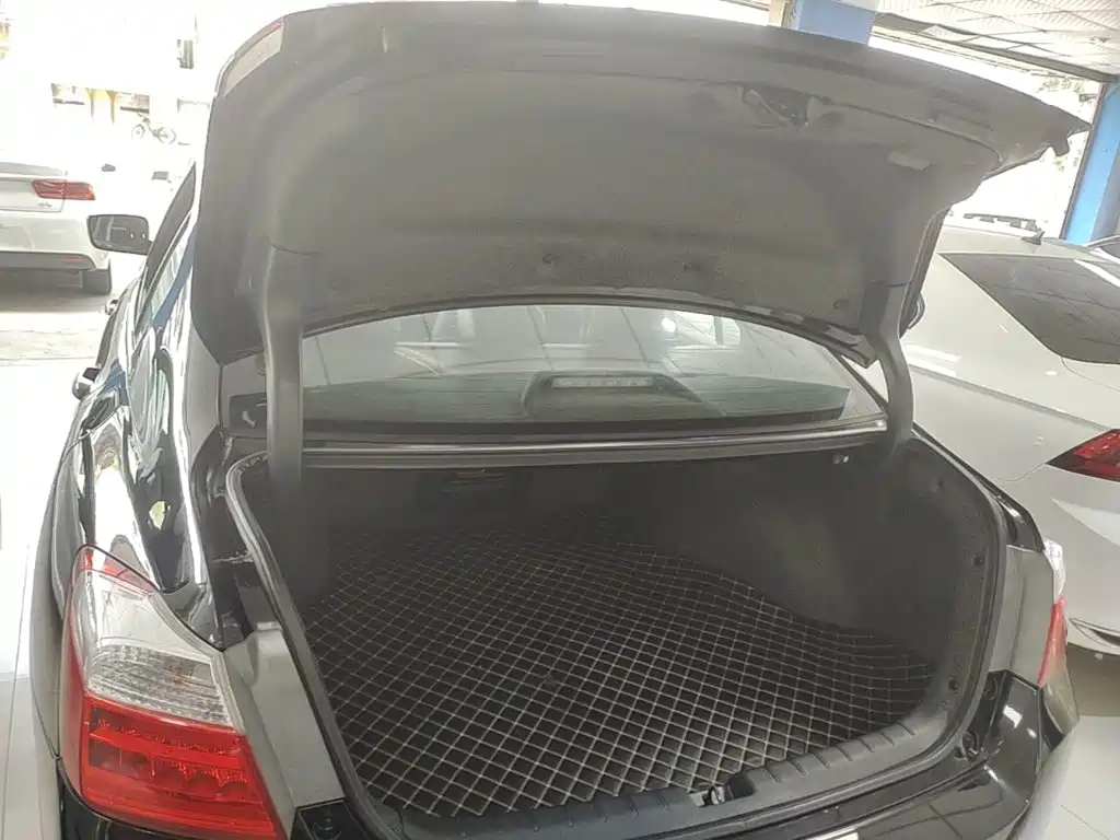 Honda Accord — миниатюра 19