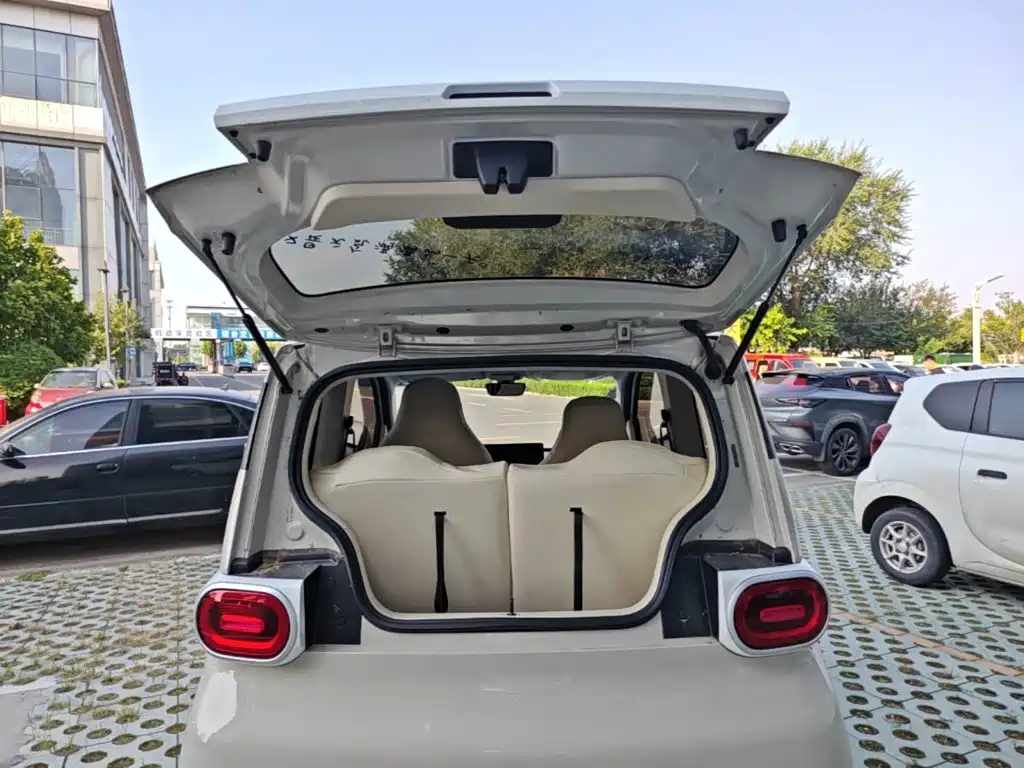 Wuling MINIEV — миниатюра 19