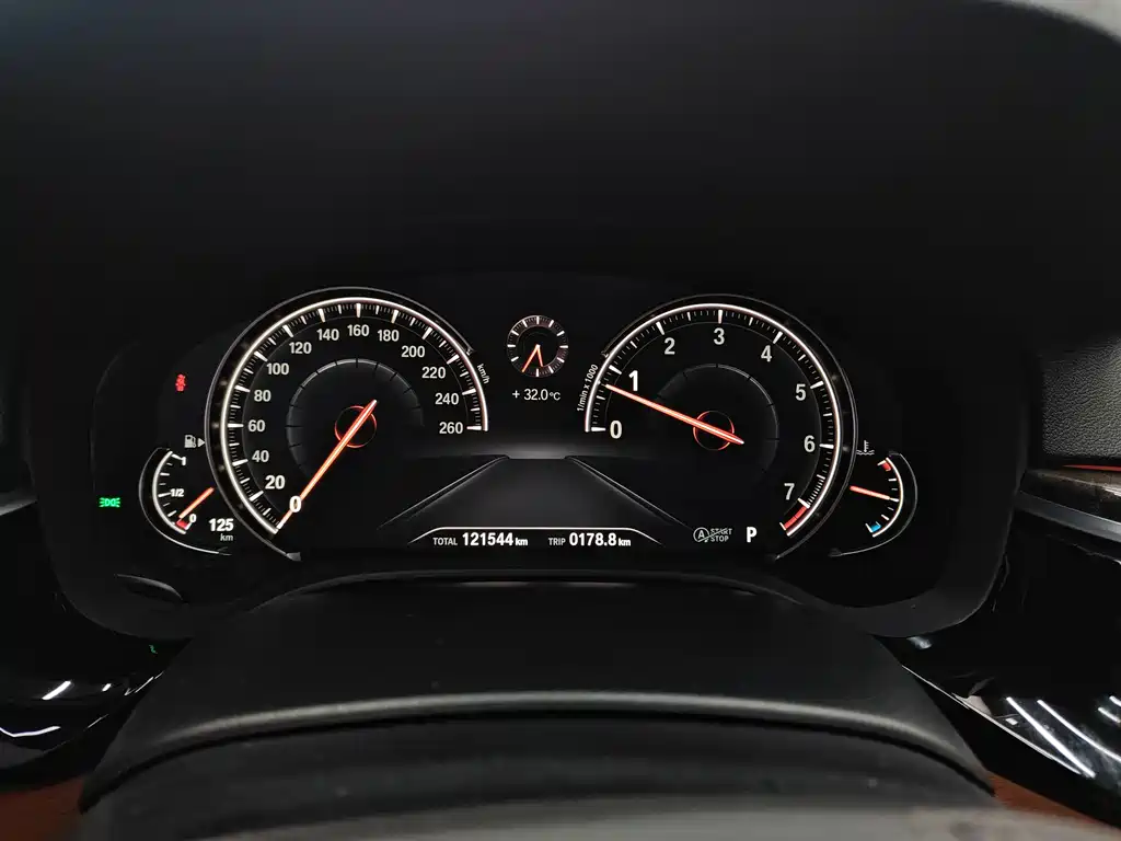 BMW  5 SERIES
