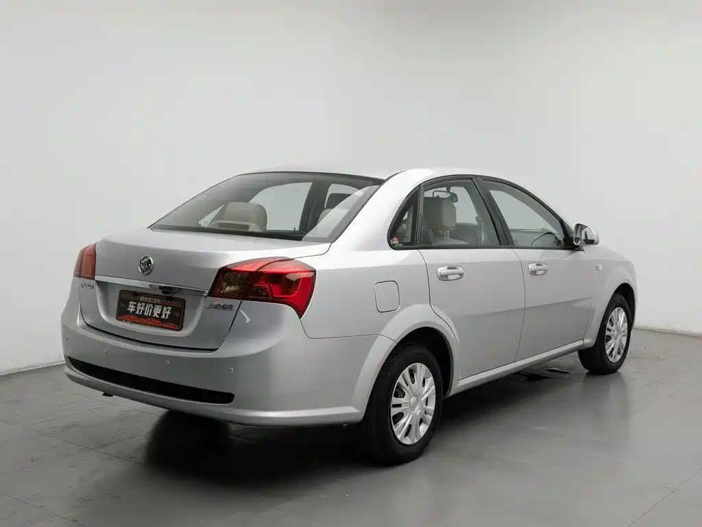 Buick Excelle — миниатюра 2