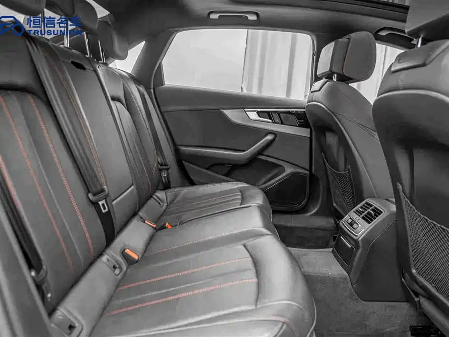 Audi A4L — миниатюра 16