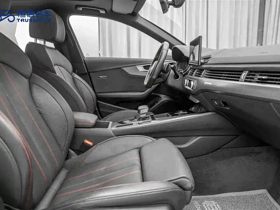 Audi A4L — миниатюра 15