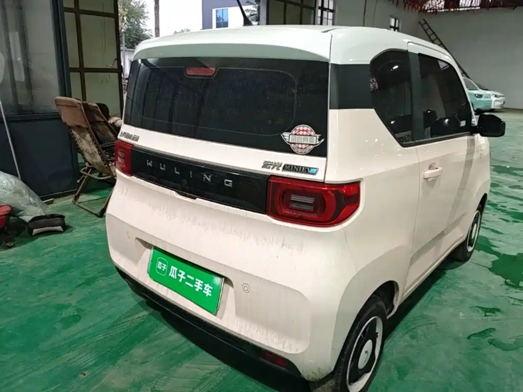 Wuling MINIEV — миниатюра 7