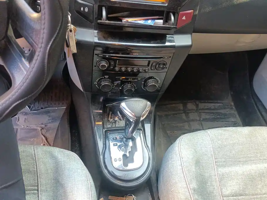 Citroen C-Quatre — миниатюра 16