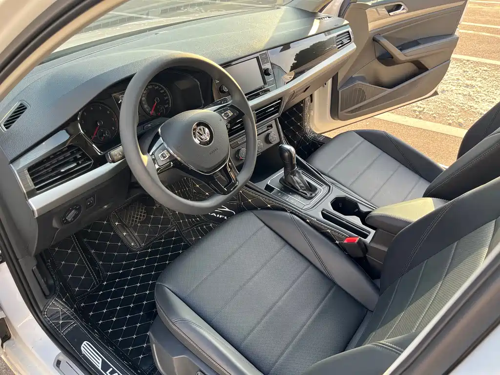 Volkswagen Lavida — миниатюра 6