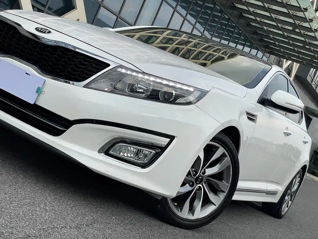 Kia K5 — миниатюра 4