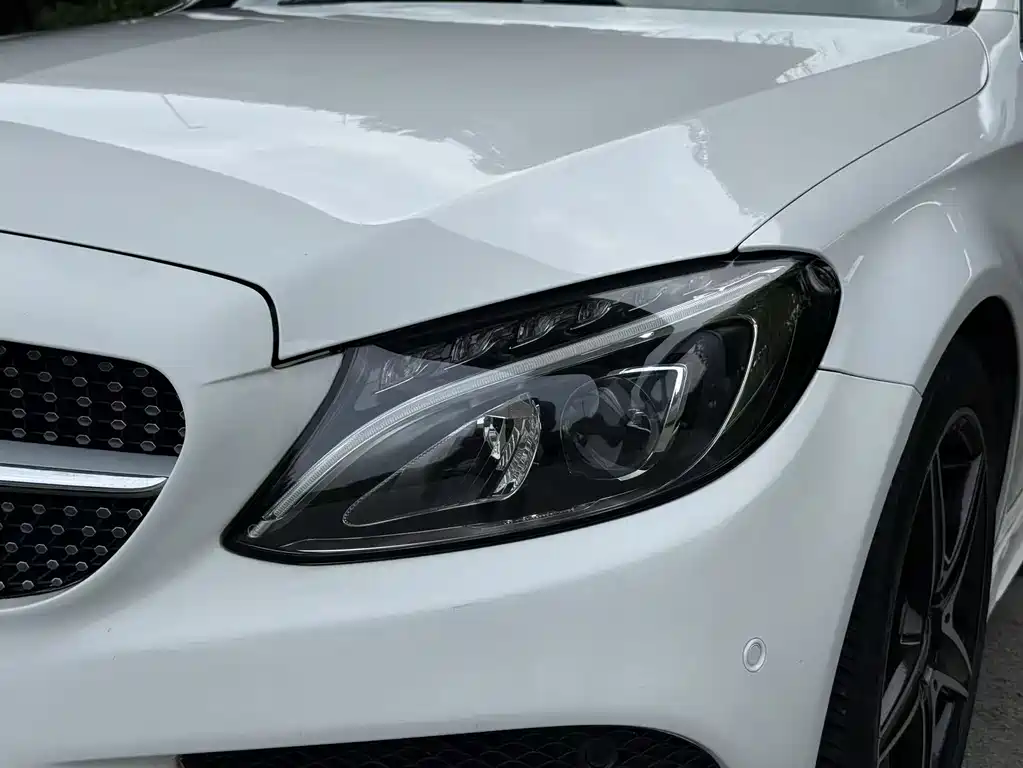 Mercedes-Benz C-Class (Import) — миниатюра 4