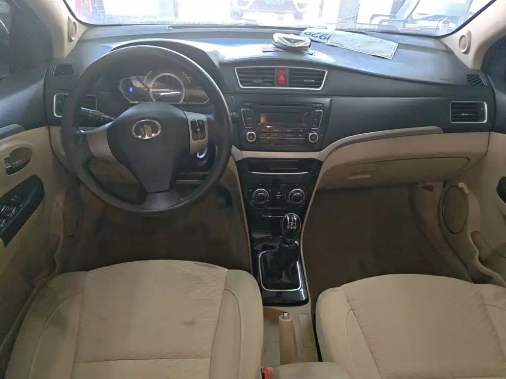 Great Wall Great Wall C30 — миниатюра 10